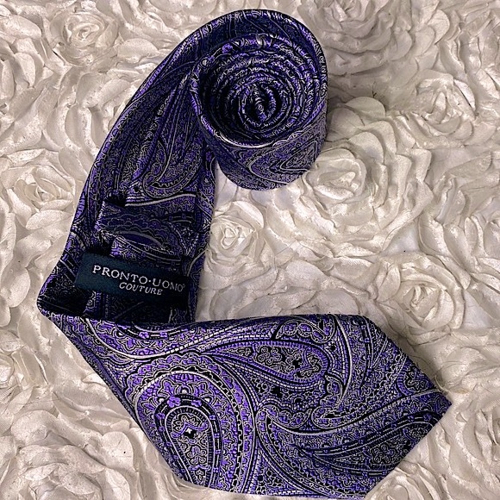 New Pronto Uomo paisley‎ silk tie